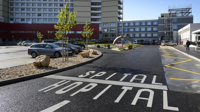 L'Hôpital fribourgeois (HFR) et l'Hôpital Daler ont inauguré deux centres ad hoc pour lutter contre les cancers du sein et de la prostate. [Keystone - Jean-Christophe Bott]