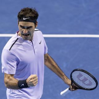Roger Federer lors de la finale des Swiss Indoors à Bâle contre Juan Martin Del Potro, le 29 octobre 2017. [Keystone - George Kefalas]