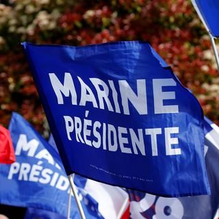 Des supporters de Marine Le Pen lors du rally de campagne du 1er mai à Paris. [Pascal Rossignol]