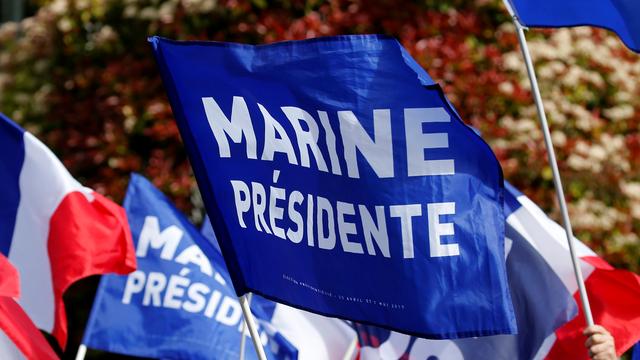 Des supporters de Marine Le Pen lors du rally de campagne du 1er mai à Paris. [Pascal Rossignol]