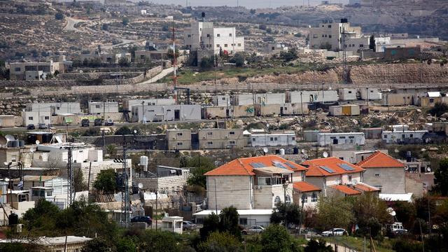 Une vue des colonies israéliennes de Kiryat Arba, non loin d'Hébron, en Cisjordanie. [Keystone - EPA/Abed al-Hashlamoun]