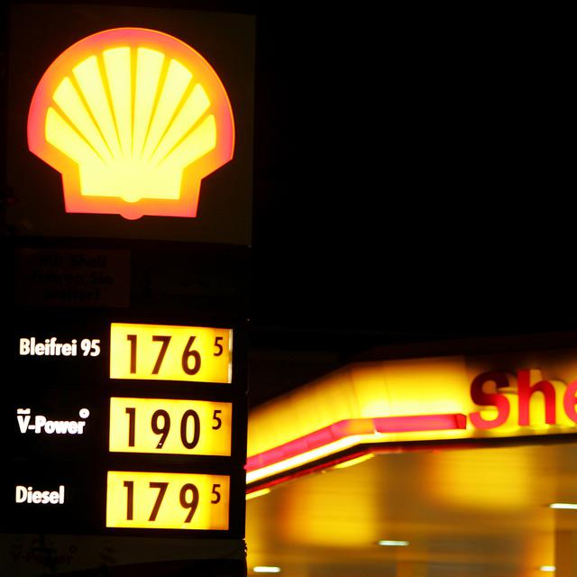 Shell est l'une des plus grandes multinationales actives dans les énergies fossiles. [Keystone - Gaetan Bally]