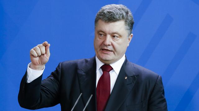 Le président ukrainien Petro Porochenko a souligné mardi que la candidate russe à l'Eurovision était interdite d'entrée sur le territoire ukrainien pour trois ans. [key - AP Photo/Markus Schreiber]