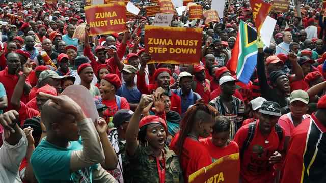 Les partis d’opposition sud-africains étaient réunis à Pretoria pour demander la démission du président Jacob Zuma. [AFP - AP Photo/Denis Farrell]