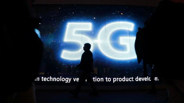 La 5G se profile en Suisse à l'horizon 2020. [Reuters - Eric Gaillard]