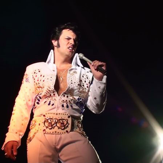 Melvis Bouvey dans le "Show Elvis". [melvisbouvey.com]