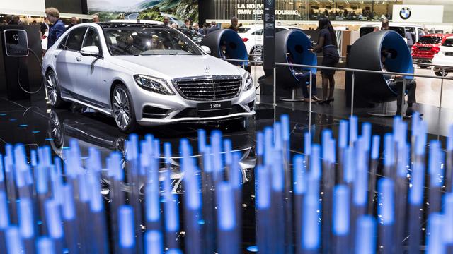 Une voiture Mercedes exposée au 87e Salon international de l'auto de Genève. [Keystone - Cyril Zingaro]