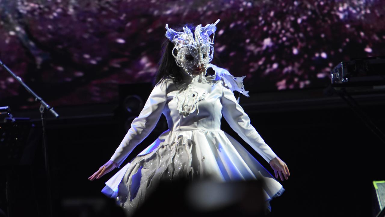 La chanteuse islandaise Björk sur scène à Toluca, au Mexique, le 2 avril 2017. [AFP - Carlos Tischler/NurPhoto]