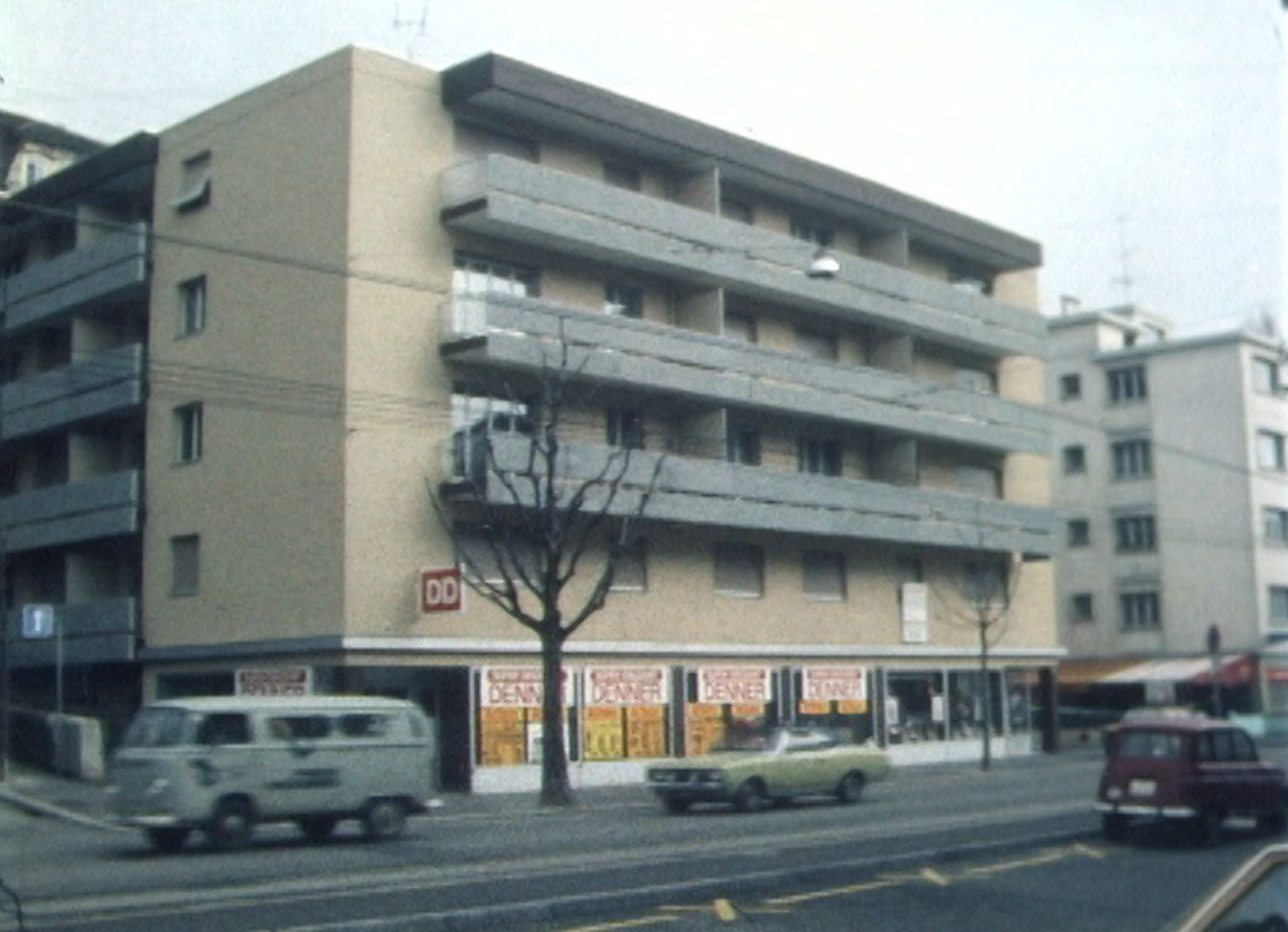 L'immeuble, situé rue d'Echallens à Lausanne, où a été séquestrée la petite Graziella Ortiz. [RTS]