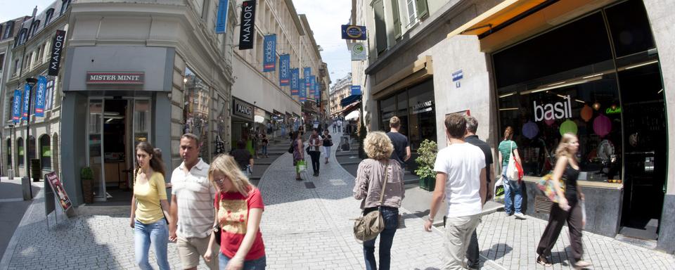 Le harcèlement de rue existe dans les rues lausannoises. [Keystone - Laurent Gilliéron]