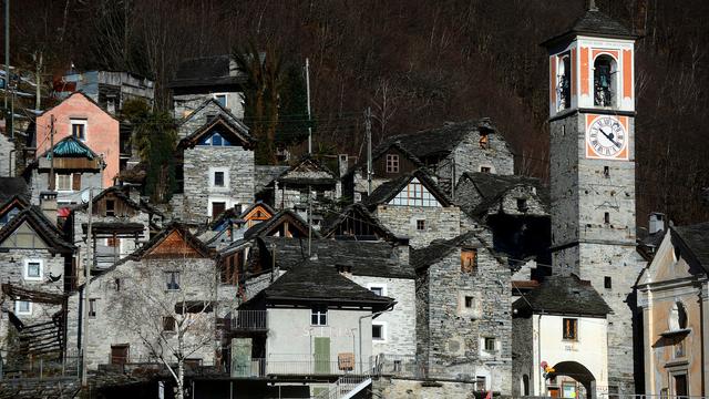 Le village de Corippo, dans le val Verzasca. [Ti-Press/Keystone - Samuel Golay]