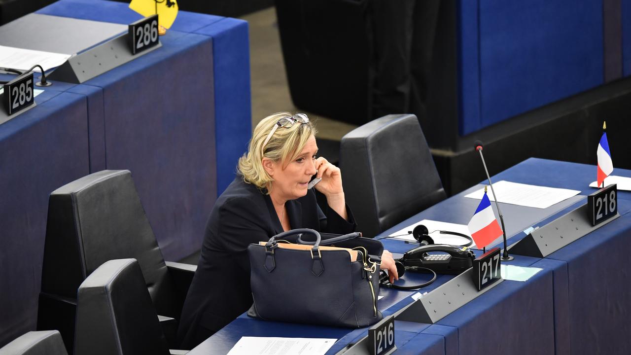 STRASBOURG, FRANCE - JANUARY 17 : Marine Le Pen, leader of the French National Front, speaks on the mobile phone at the plenary session of the European Parliament during the second tour of the European Parliament president election in Strasbourg, France, on January 17, 2017. Mustafa Yalcin / Anadolu Agency 
MUSTAFA YALCIN / ANADOLU AGENCY [afp - Mustafa Yalcin]
