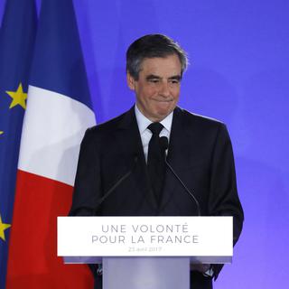 François Fillon après sa défaite lors du premier de la présidentielle française le 23 mai. [EPA/Keystone - Etienne Laurent]