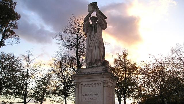 Statue de Guillaume Farel à Neuchâtel