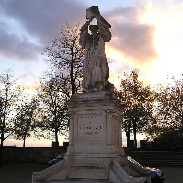 Statue de Guillaume Farel à Neuchâtel