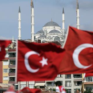 La Turquie commémore l'anniversaire du putsch manqué ce 15 juillet 2017. [keystone - Emrah Gurel]