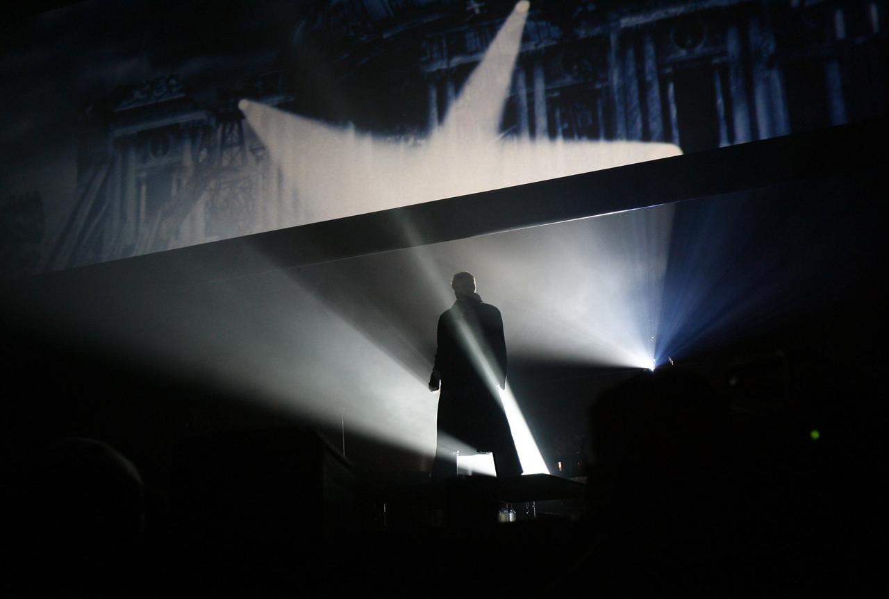 Johnny à Bercy en septembre 2006. [AFP - FRED DUFOUR]