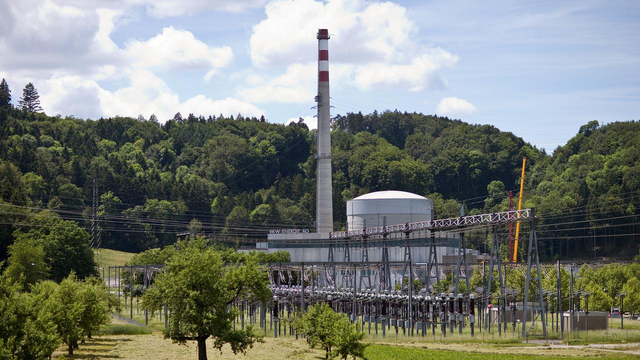 Mise en service en 1972, la centrale nucléaire de Mühleberg sera fermée en 2019. [Keystone - Gaëtan Bally]