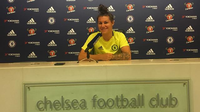 Ramona Bachmann a été sacrée championne d'Angleterre cette saison avec Chelsea.