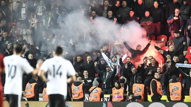 Les championnats de football ont repris depuis quelques semaine, Avec cette fois, la présence des supporters [EPA/Keystone - Filip Singer]