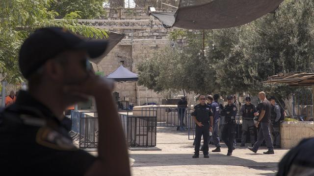 Les alentours de l'esplanade des Mosquées à Jérusalem restent sous haute tension. [EPA/Keystone - Atef Safadi]