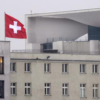 L'ambassade de Suisse à Berlin, qui jouxte la chancellerie allemande. [EPA/Keystone - Rainer Jensen]