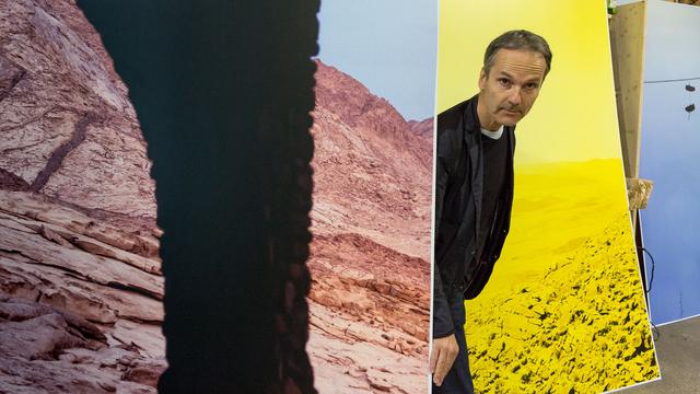 Portrait du photographe Claudio Moser à l'occasion de son exposition au Musée de Bagnes. [museedebagnes.ch/presse - Studio Bonnardot]