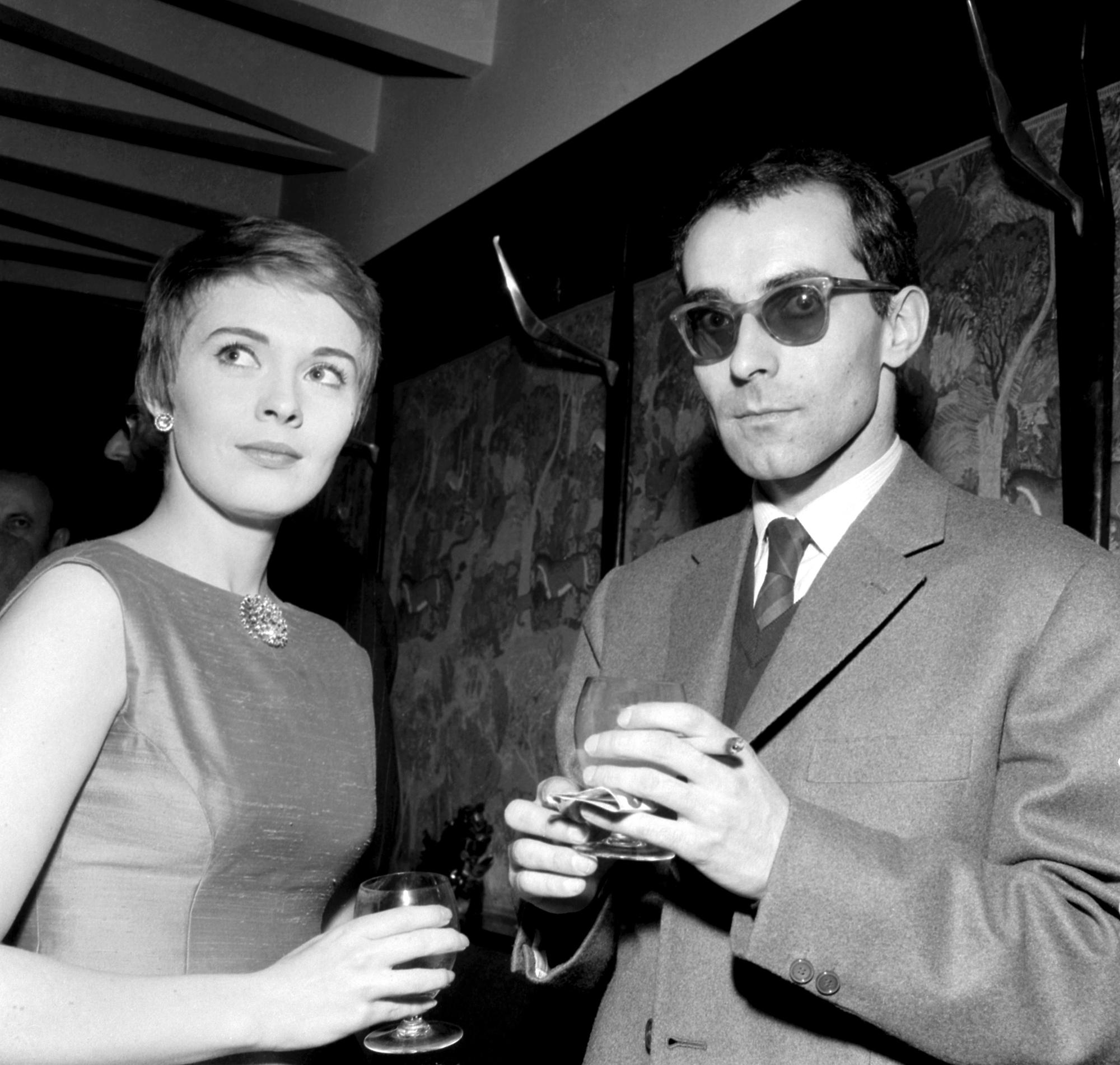 L'actrice Jean Seberg et le réalisateur Jean-Luc Godard en mars 1960. [AFP]