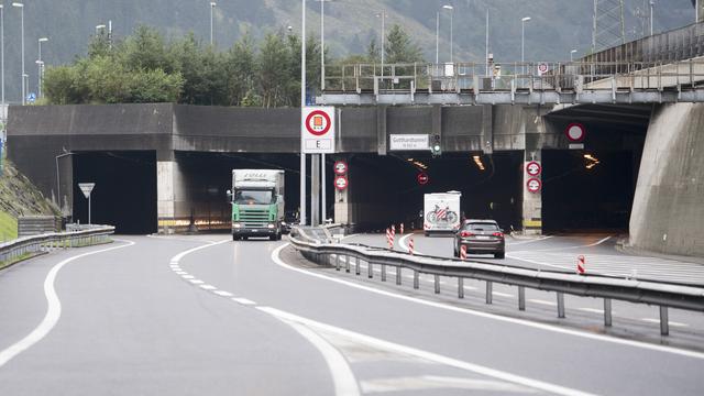 Le portail nord du tunnel routier du Gothard. [Keystone - Urs Flueeler]