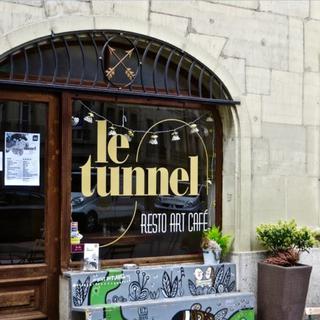 Le café du Tunnel à Fribourg. [La Tuile]