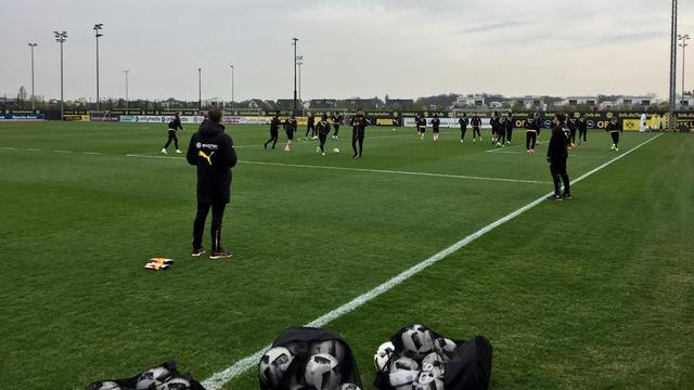 Les joueurs du BVB se sont entraînés ce matin avant leur match contre Monaco à 18h45. [Twitter du Borussia Dortmund]