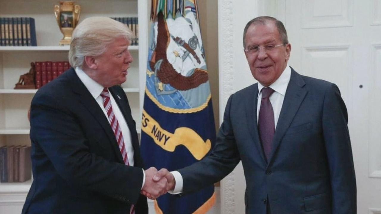 Donald Trump (à gauche) et Sergueï Lavrov. [Ministère russe des Affaires étrangères]