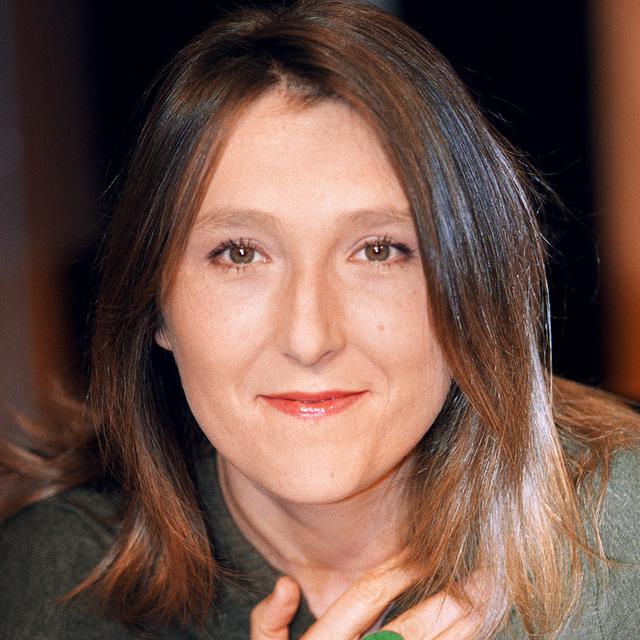 L'écrivain Marie Darrieussecq pose le 11 septembre 2001 à Paris. [AFP - Jean-Pierre Muller]