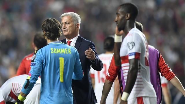 Vladimir Petkovic et ses hommes sauront mardi quel adversaire ils affronteront en barrage. [Laurent Gillieron]