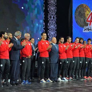 Le président égyptien félicite l'équipe nationale de football pour sa qualification au Mondial 2018. [Handout/AFP]