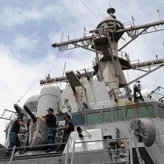 Des marins américains sur l'USS Milius DDG69, un navire destroyer à missiles guidés. [afp - NOEL CELIS]