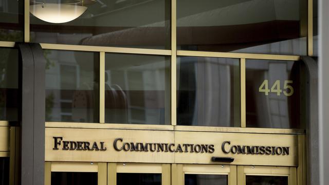 Le régulateur américain des télécommunications propose d'abolir l'obligation aux fournisseurs d'accès de respecter la neutralité du net. [AP Photo - Andrew Harnik]