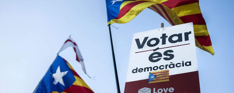 L'indépendance de la Catalogne divise la presse espagnole. [Sputnik/AFP - Maria Kalahorra]