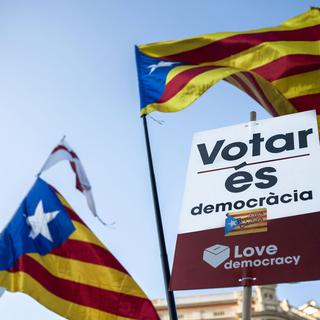 L'indépendance de la Catalogne divise la presse espagnole. [Sputnik/AFP - Maria Kalahorra]