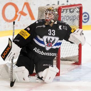 Fribourg, 22.09.2017, Eishockey National League, HC Fribourg Gotteron - EHC Kloten, Fribourgs Torhueter Barry Brust (Pascal Muller/EQ Images) [Pascal Muller]