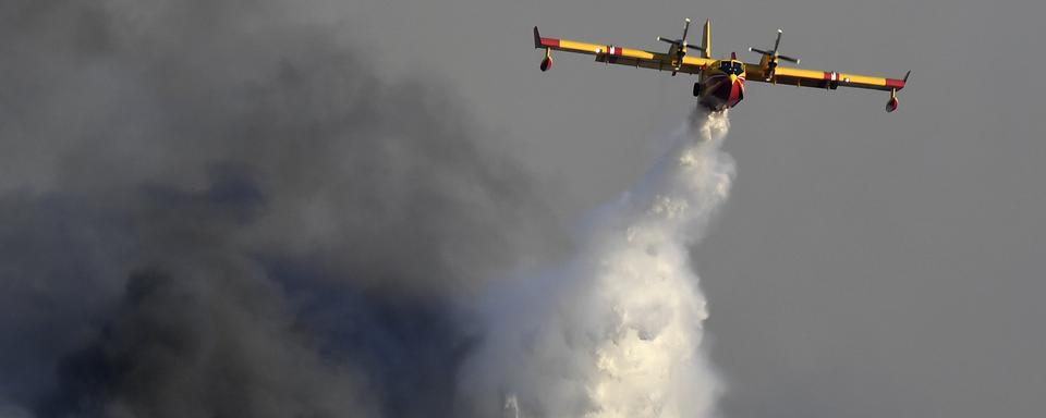 Plusieurs Canadair ont été engagés sur le sinistre (image prétexte). [AFP - Boris Horvat]