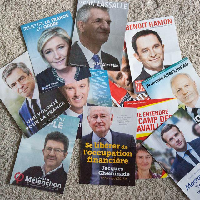 Photographie d'illustration des programmes des candidats à l'élection présidentielle française. 
Constant Formé-Bècherat/Hans Lucas
AFP [AFP - Constant Formé-Bècherat/Hans Lucas]