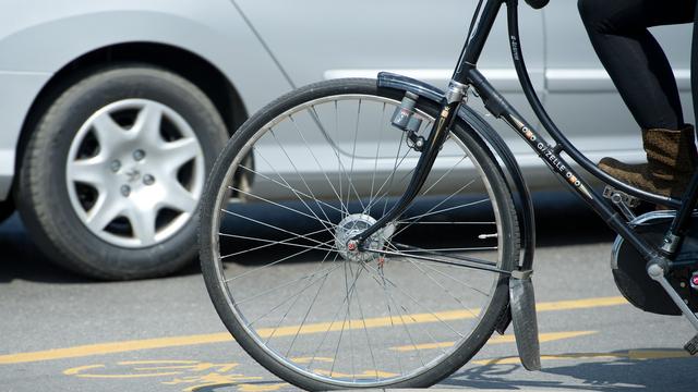 Les cyclistes restent les plus vulnérables dans le trafic. [Keystone - Samuel Trümpy]