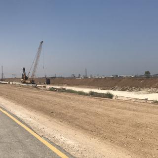 La construction du mur en partie souterrain face à la Bande de Gaza. [RTS - Aude Marcovitch]
