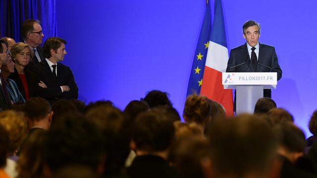 Le candidat de la droite française à la présidentielle lors de sa conférence de presse à Paris, le 1er mars 2017. [AFP - CHRISTOPHE ARCHAMBAULT]