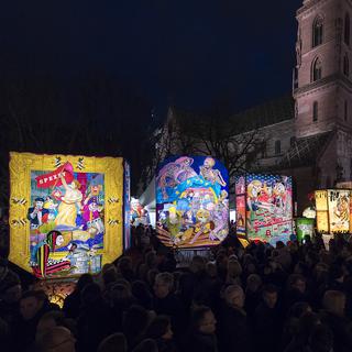 La foule du carnaval de Bâle, le 7 décembre 2017. [Keystone - Georgios Kefalas]