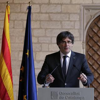 Le président de l'exécutif catalan Carles Puigdemont à Barcelone jeudi 26 octobre. [AP/Keystone - Emilio Morenatti]