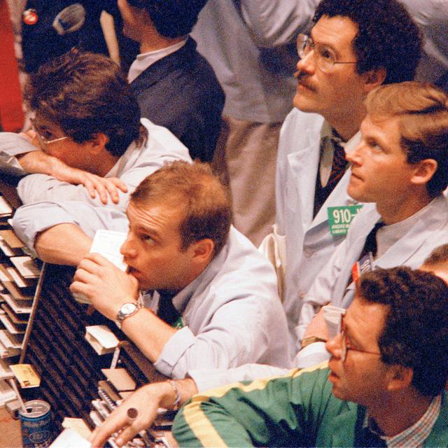 Angoisse à Wall Street quelques jours après le krach du 19 octobre 1987. [AP NY/Keystone - Osamu Honda]