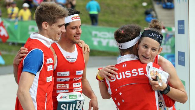 La joie du relais suisse après avoir décroché le bronze. [Remy Steinegger]