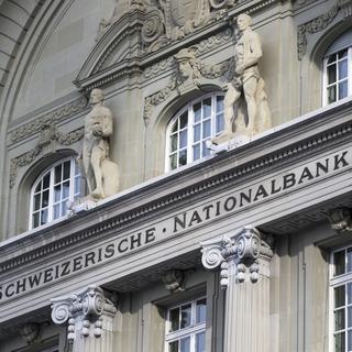 La BNS a présenté son examen trimestriel de la situation économique et monétaire. [Keystone - Peter Klaunzer]